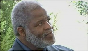 NFL Hall Of Fame RB Earl Campbell To Undergo Nerve Treatment-earl-campbell.jpg